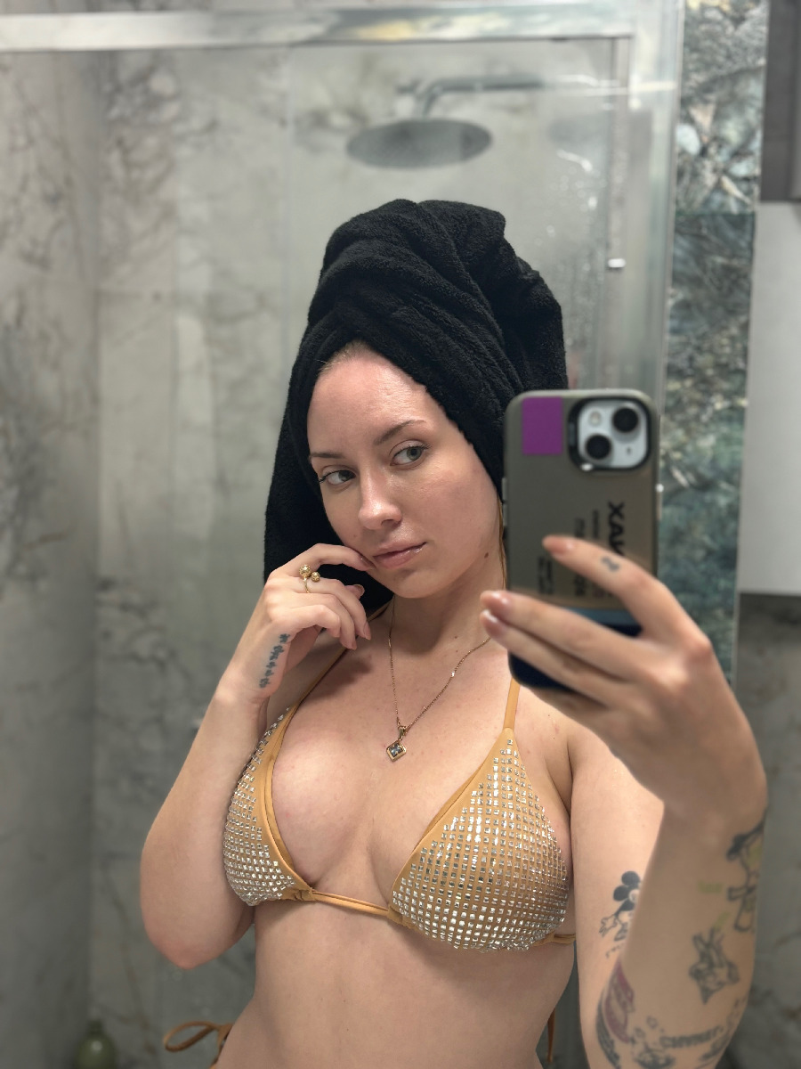 Nude girl KateV in Mexico City